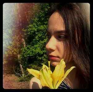 Meet your Posher, Elyse